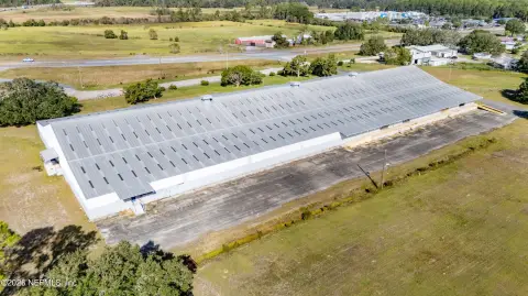 Flex Space with Cross-Dock Warehouse