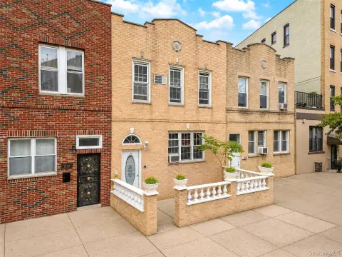 Two-Story Triplex with Rear Patio