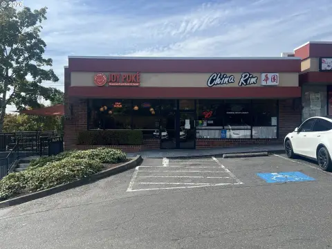 Restaurant with Commercial Hood