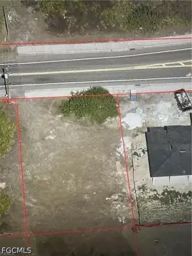 Residential Lot in Lee, Florida