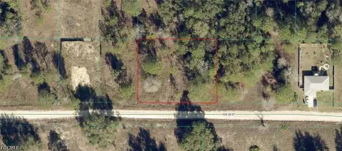 Spacious Vacant Lot in Ocala