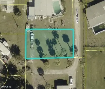 Residential Lot in North Fort Myers