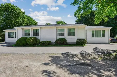 Two-Unit Duplex with Side Decks