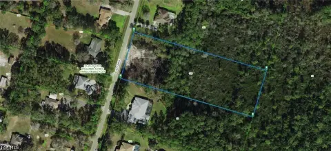 Residential Land in Wesley Chapel