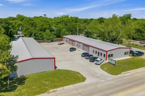 Two-Building Flex Warehouse Complex