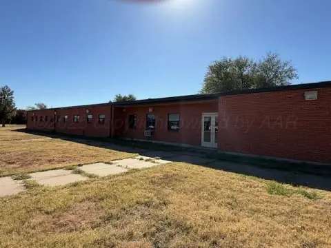 Versatile Commercial Space in Amarillo