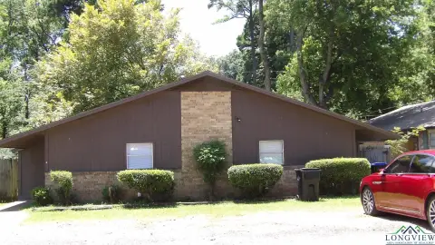 Longview Duplex Near Highway 80