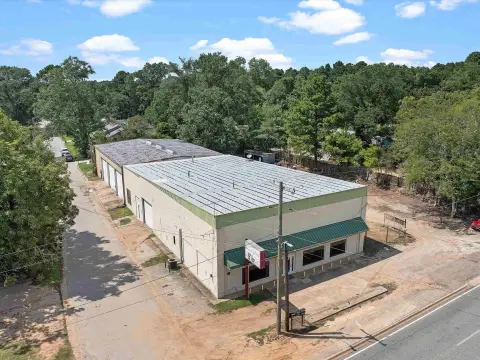 Multi-Unit Flex and Warehouse Building