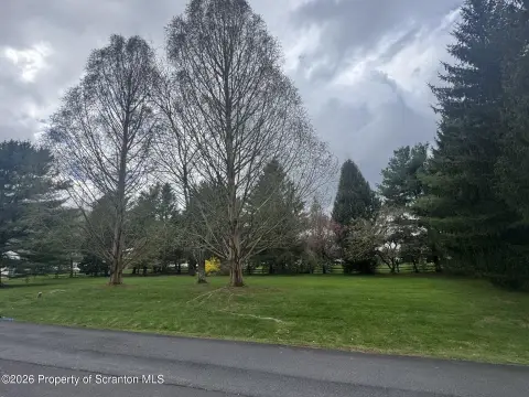 Land in Sugarloaf, Pennsylvania