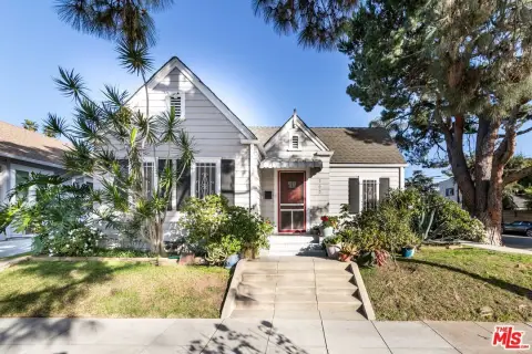 Charming Duplex in Larchmont Village