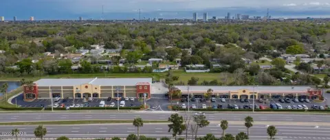 Daytona Beach Retail/Warehouse Space