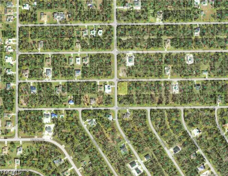 Corner Lot in Port Charlotte