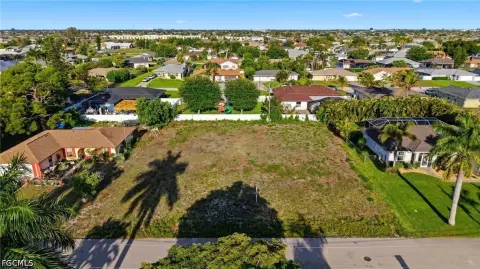 Oversized Triple Lot in Cape Coral