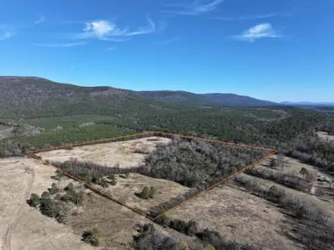 Secluded Land Near Ouachita Forest
