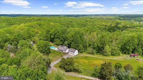 Crownsville Retreat: Land and Farmhouse