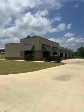 El Dorado Commercial Space Available