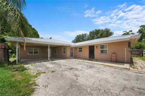 Fenced Duplex Property