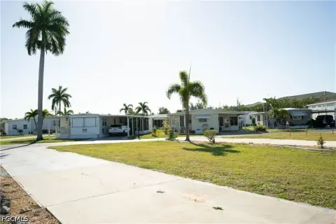 Fort Myers Coastal Living Land