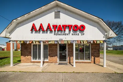 Brick Retail Building with Handicap Access