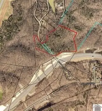 Unrestricted Waterfront Land