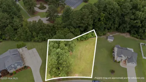 Residential Lot in Belmont Lake