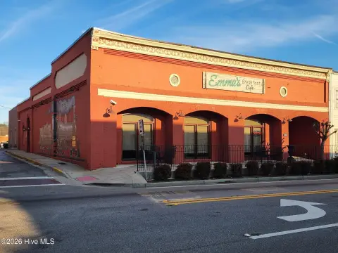 Renovated Restaurant with Equipped Kitchen