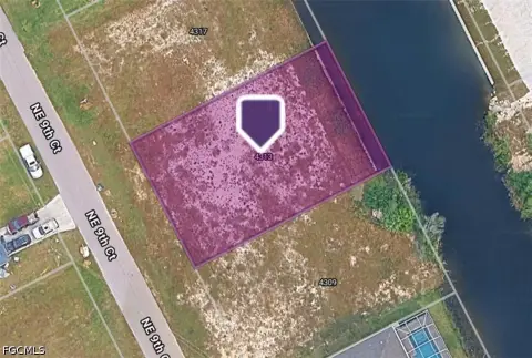 Cape Coral Waterfront Residential Lot