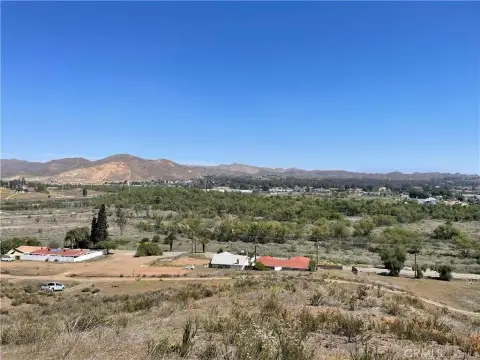 Land in Growing Lake Elsinore