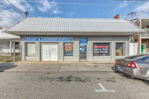 Commercial Building in Johnson City, TN