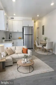 Renovated Triplex in Nicetown-Tioga