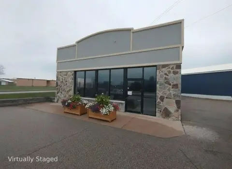 Restaurant Building with Kitchen