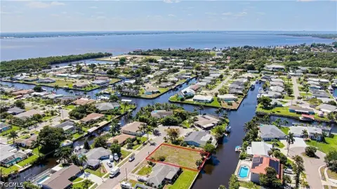 Waterfront Land in North Fort Myers