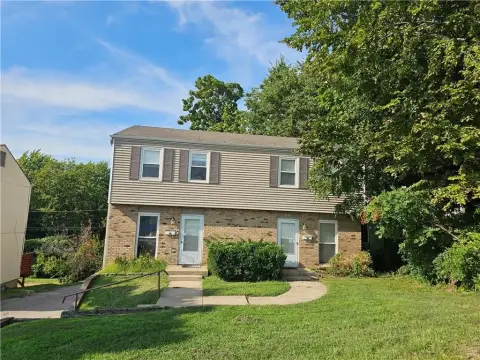 Duplex With Walk-Out Basements