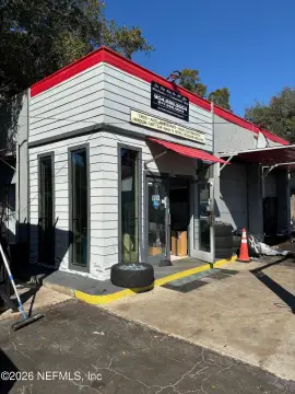 Mechanic/Tire Shop in Jacksonville