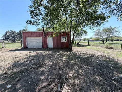 Commercial Land with Shop
