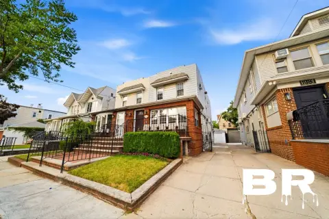 Semi-Detached Residential Income Home