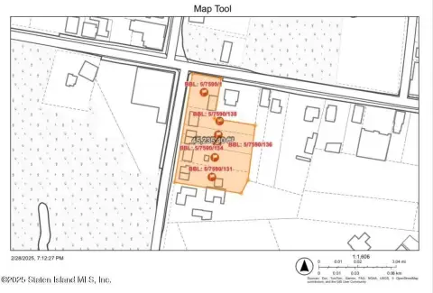 Corner Industrial Land in M1-1
