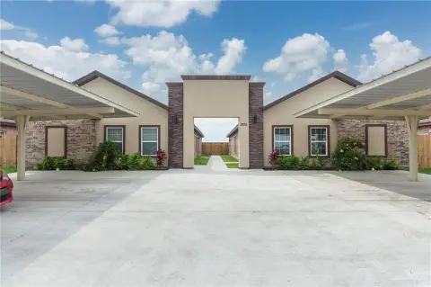 4-Unit Quadplex with Carports