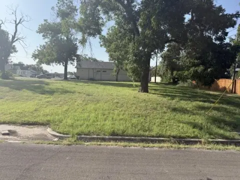 C-2 Commercial Land