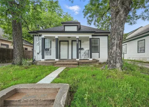 Updated Triplex with Detached Building