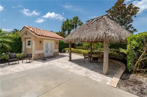 Naples Motorcoach Resort Paradise