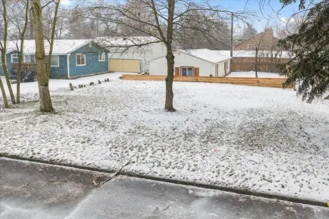 Spokane Buildable Lot with Garage