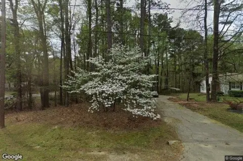 Residential Land in Quiet Neighborhood