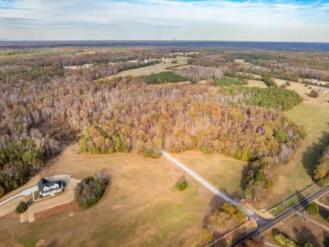 Creek-Fronted Land Tract