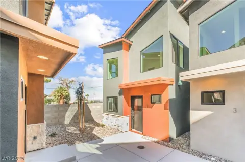 New Construction Triplex in Las Vegas