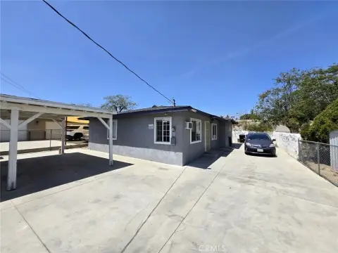 Updated Duplex with Gated Parking