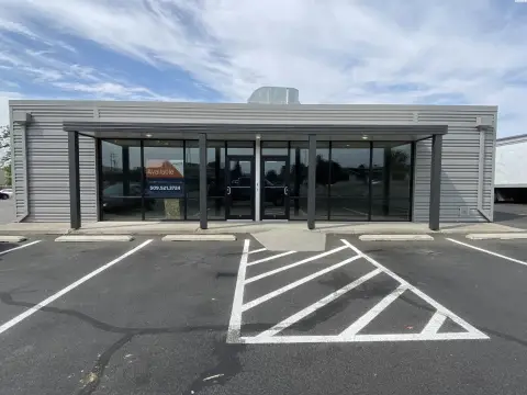 Freestanding Retail Storefront