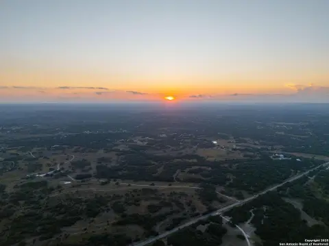 Unrestricted Hill Country Land