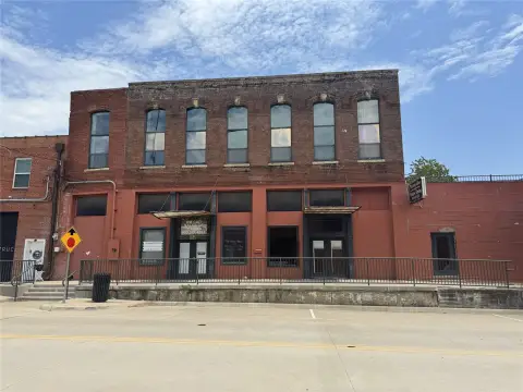 Office Suite with Shared Amenities