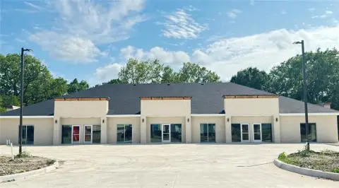 New Retail/Office Space Available